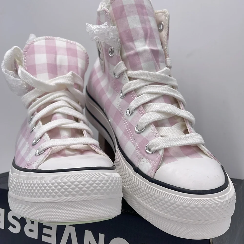 Converse WMNS Gingham High-Top Platform Sneaker A13663C
CTAS LIFT HI
SUMMIT PINK - Picture 5 of 16